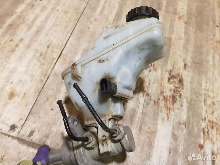 Главный тормозной цилиндр Opel corsa D