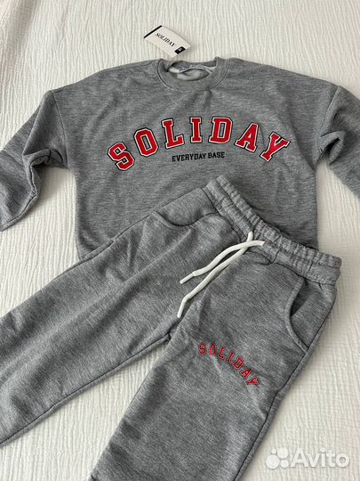 Костюм детский новый