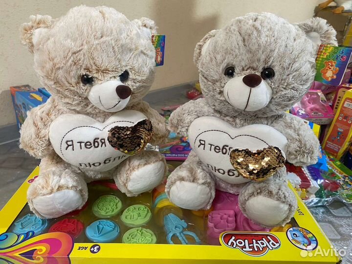 Плюшевый медведь