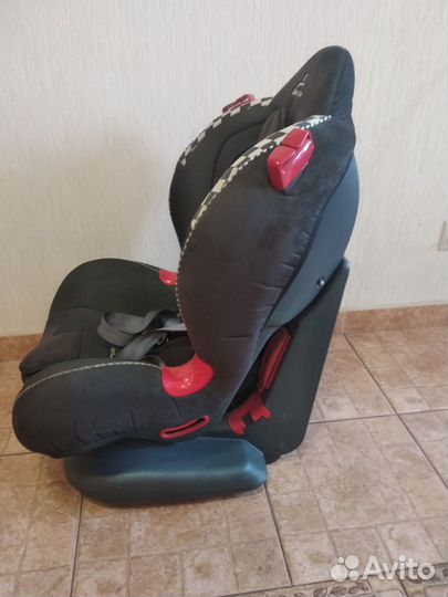 Продам детское кресло Baby Care 9-25