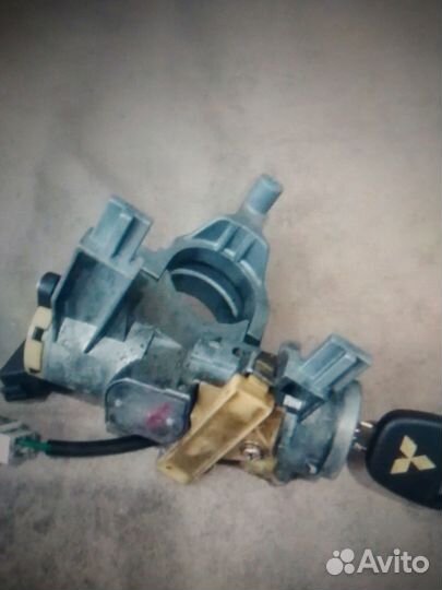 Замок зажигания на мицубиси пинин или ио