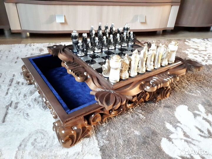 Шахматы ручной работы с фигурами, стеклянное поле