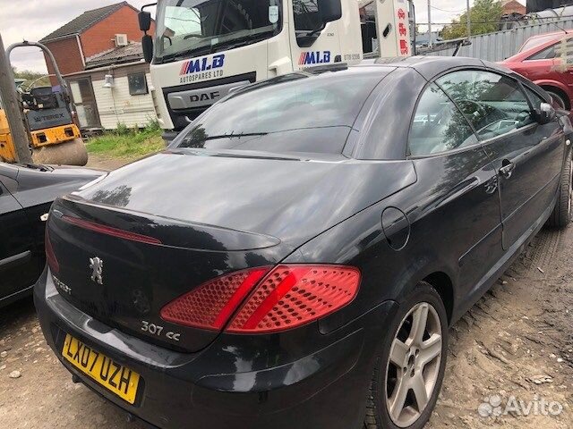 Разбор на запчасти Peugeot 307