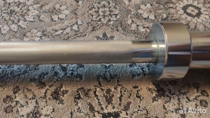 Штанга с блинами и Скамья со стойками под штангу