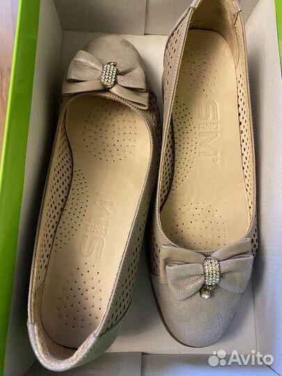 Туфли женские 38 размер бежевые новые
