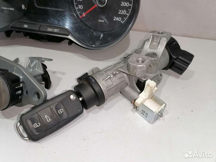 Эбу двигателя cfna Фольксваген Поло 5 седан