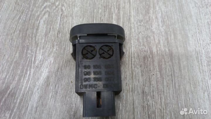 Кнопка противотуманных фар Daewoo Nexia 1 2000