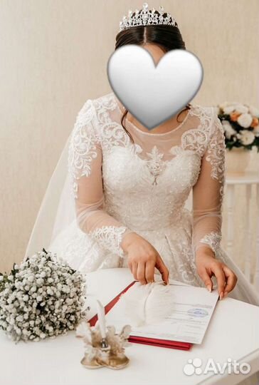 Свадебное платье