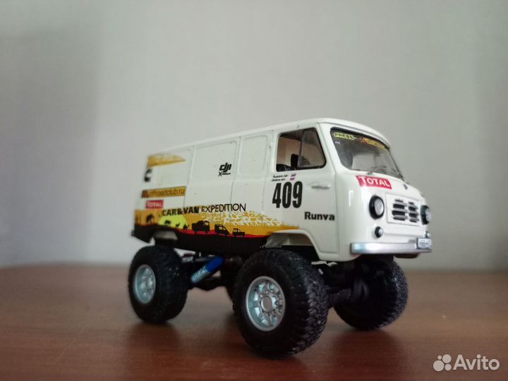 УАЗ 450 (конверсия) Off Road 1/43