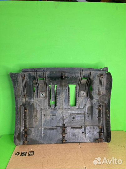 Крыло RVI premium