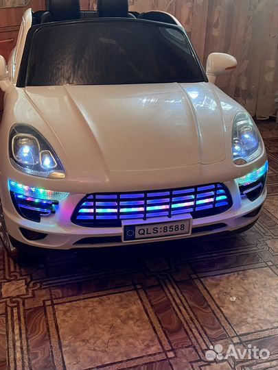 Детский электромобиль джип