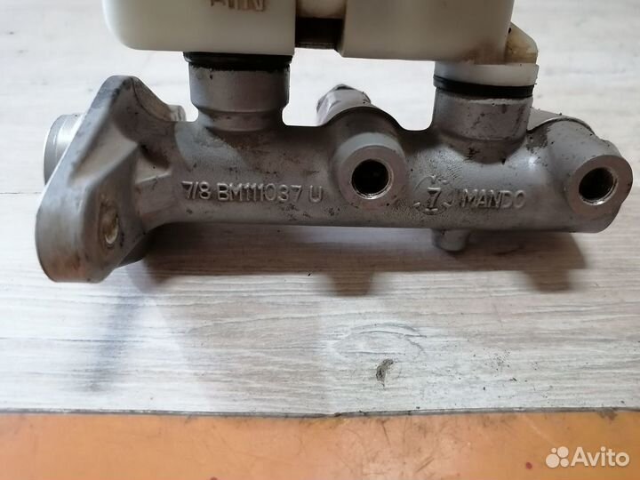 Цилиндр тормозной главный Бачок Hyundai Accent