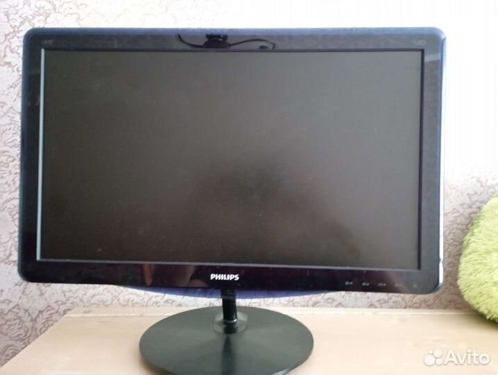 Монитор philips