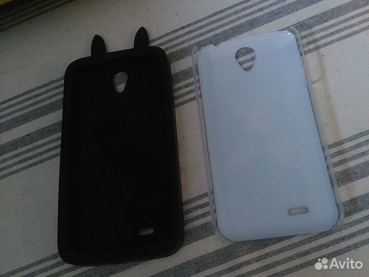 Чехол на телефон