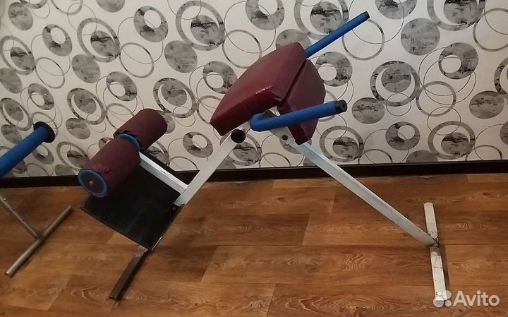 Тренажер гиперэкстензия