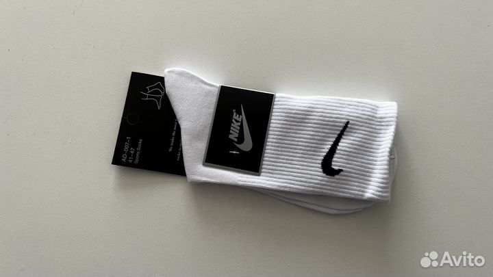 Носки nike высокие белые