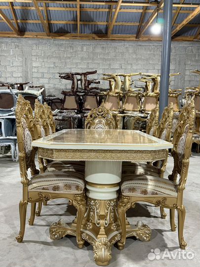 Стол Новинка Барокка голд