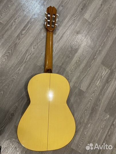 Классическая гитара Admira Flamenco
