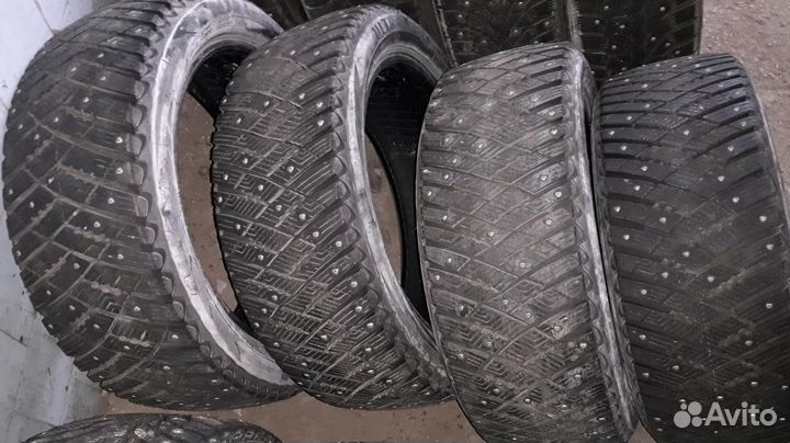 Goodyear Ultra Grip Ice Arctic 2 205/50 R17