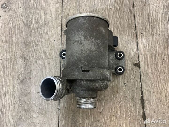 Насос водяной (помпа) Bmw X5 F15 N55B30A 2014