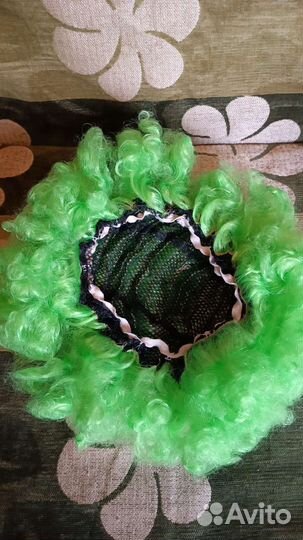 Карнавальные парики