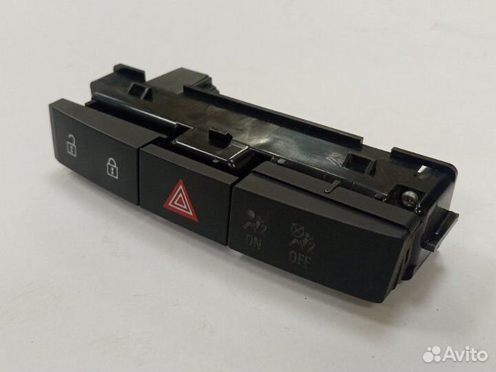 Блок кнопок Opel Astra 68 A16XER 2010