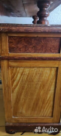 Советский буфет (комод, сервант)