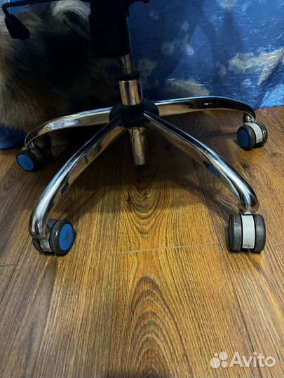 Офисное кресло бу