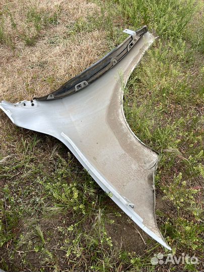 Крыло Renault megane 3