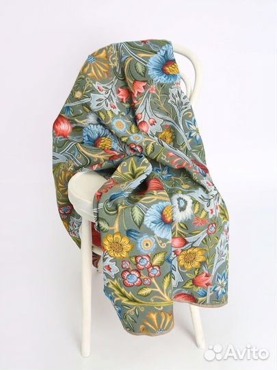 Гобеленовая ткань «Вильгельмина черный фон»