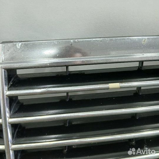 Решетка радиатора Mercedes-Benz C W203 M111.951