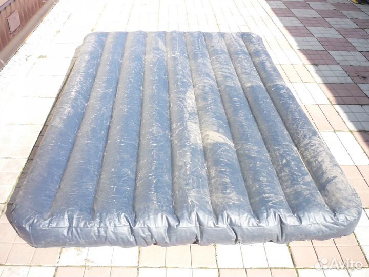 Надувной матрас intex двухместный с насосом б\у