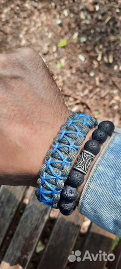 Браслеты и темляки из паракорда