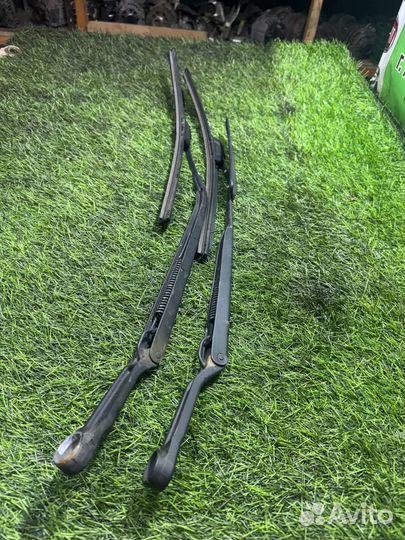 Поводки дворников Hyundai Accent 1.6