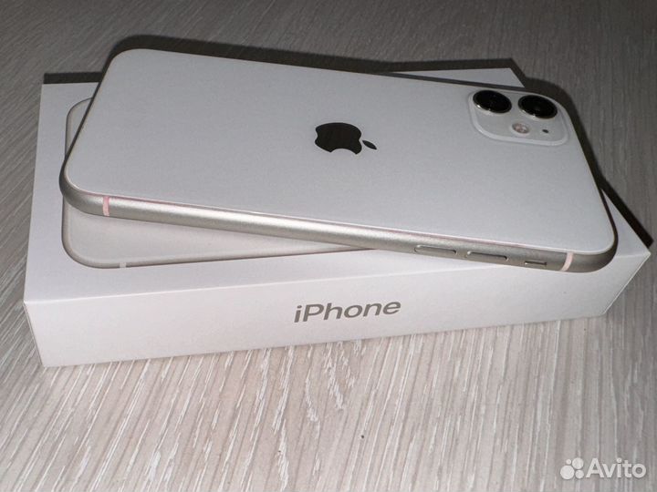 iPhone 11, 128 ГБ