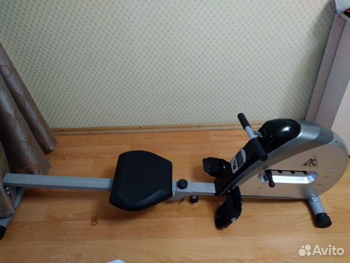 Гребной тренажер. Модель DFZ R7104