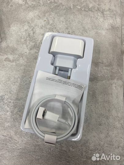 Зарядное устройство для телефона