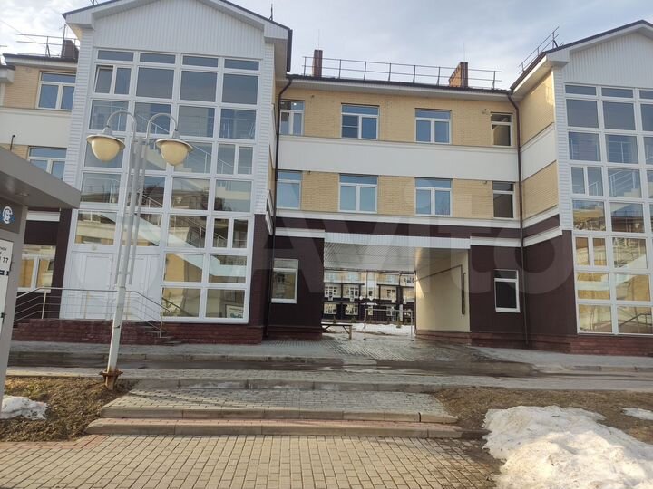 3-к. квартира, 94 м², 2/3 эт.