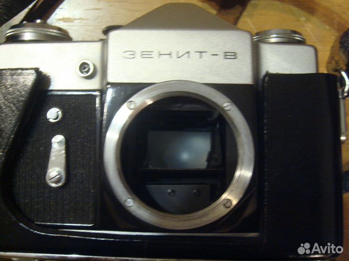 Пленочный фотоаппарат Зенит В и Смена