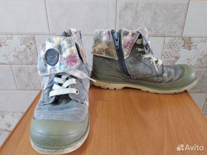 Продаю пакетом.Обувь для девочки 31- 32р. р