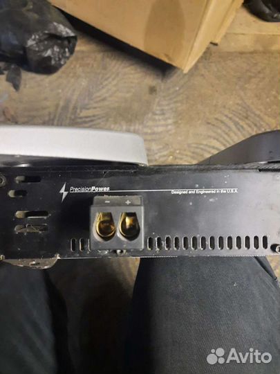 Усилитель precision power DCX300.4