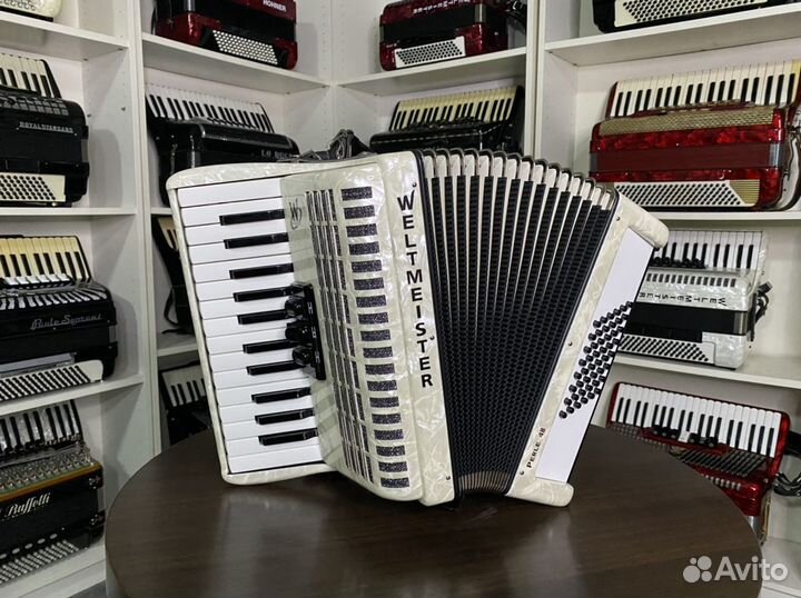 Аккордеон Weltmeister Perle 48 с гарантией