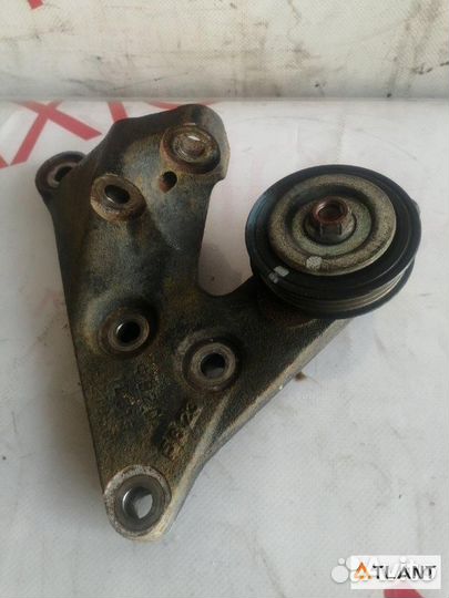 Ролик натяжной toyota prius