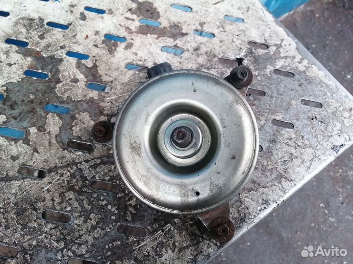 Вентилятор радиатора Nissan Teana J31