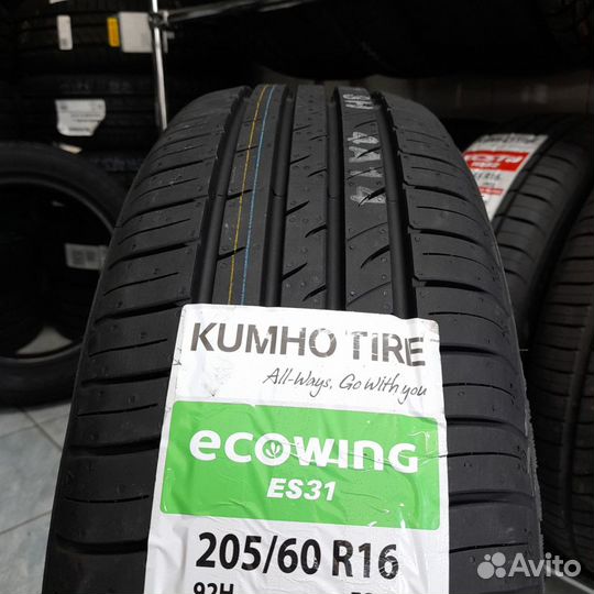 Kumho Ecowing ES31 205/60 R16