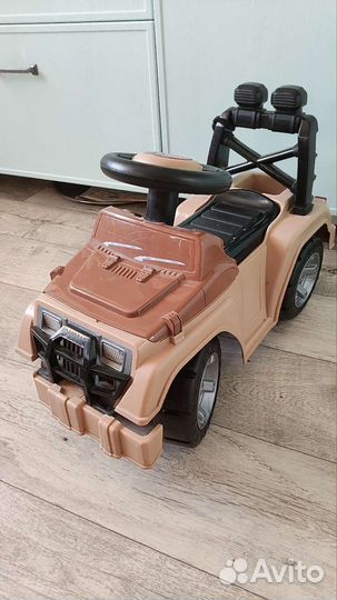 Машинка каталка