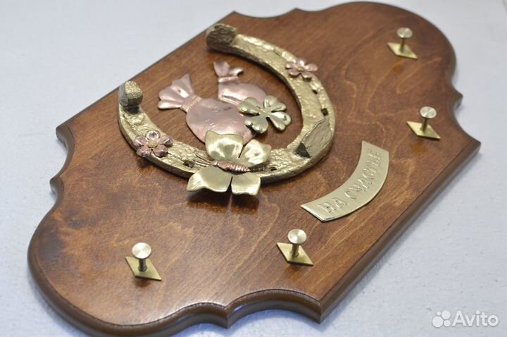 Ключница с подковой ручной работы