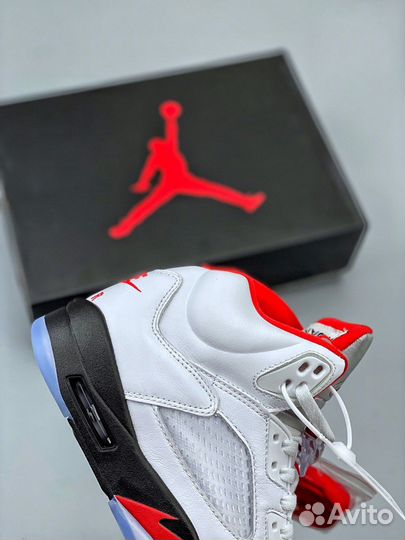 Nike Air Jordan 5 Fire Red