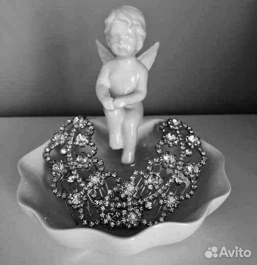 Заколки для волос свадебные