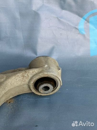 Кулак поворотный задний левый Mercedes-Benz Gls